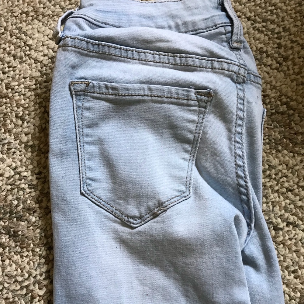BRAND NEW OLD NAVY JEANS